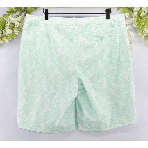Lady Hogan Women's Golf Shorts Lightweight Bermuda Long Quick Dry Mint Sz 14 NEW - Picture 2 of 4